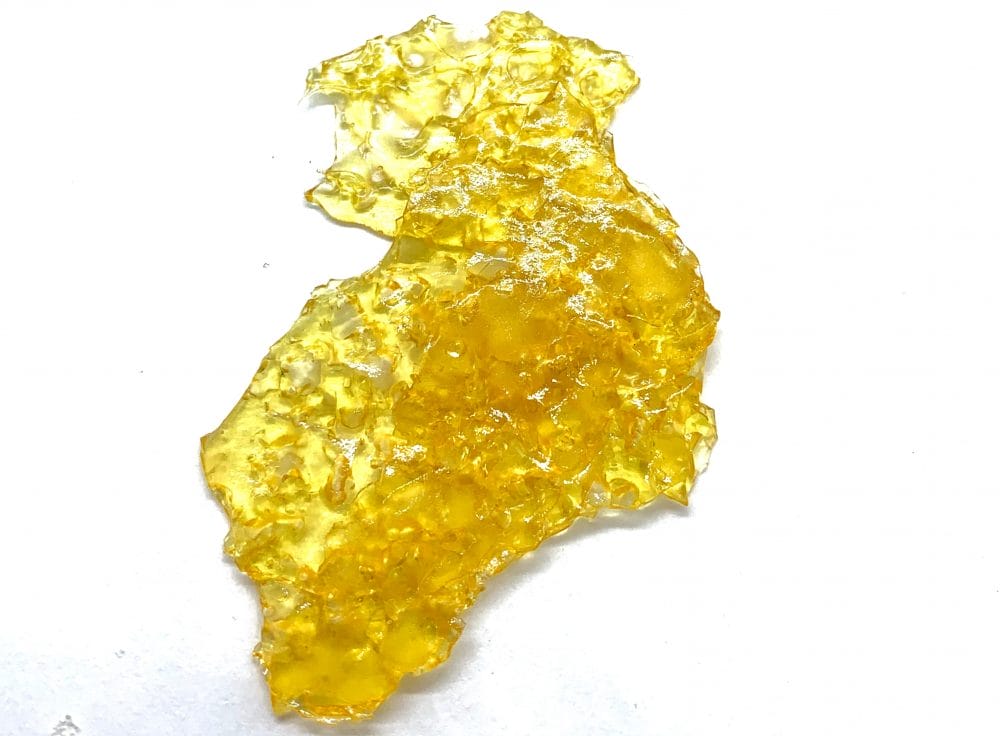 Sour Diesel Shatter-cannabisden | Herbarium Canada